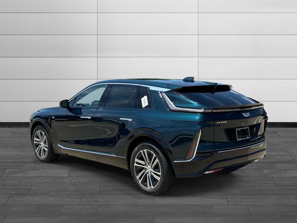 New 2026 Cadillac Lyriq Luxury AWD/4WD image 3