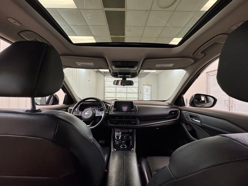 Used 2023 Nissan Rogue SV w/ SV Premium B Package AWD/4WD image 19