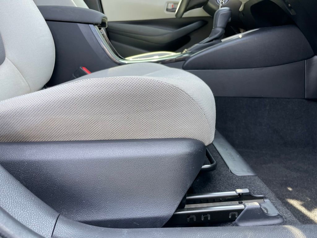 Used 2022 Toyota Corolla L FWD image 27