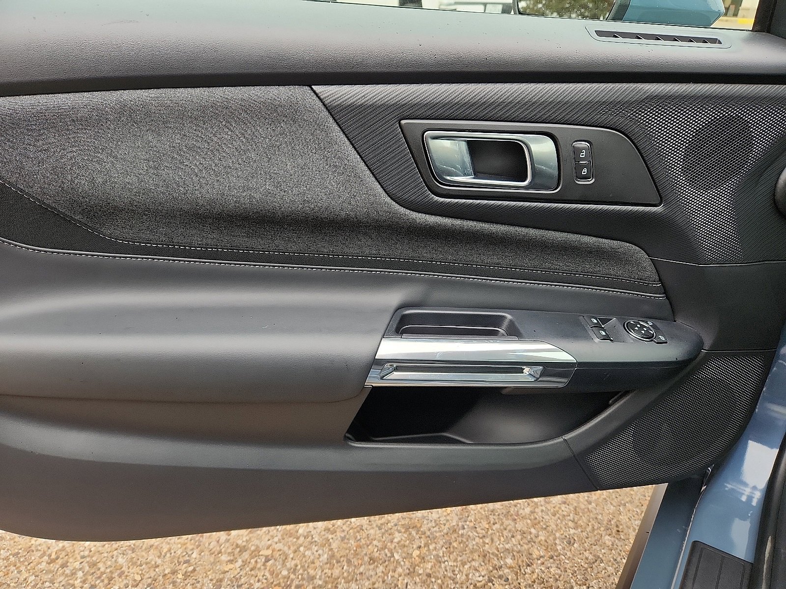 Used 2025 Ford Mustang GT image 13