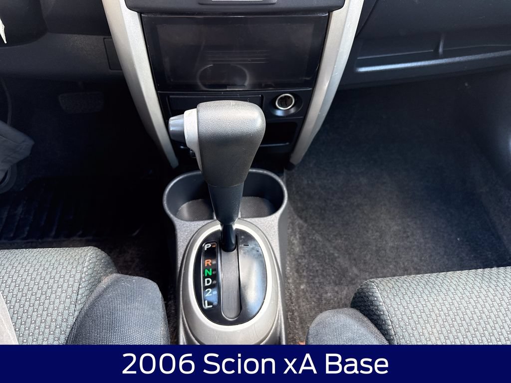 Used 2006 Scion xA FWD image 19