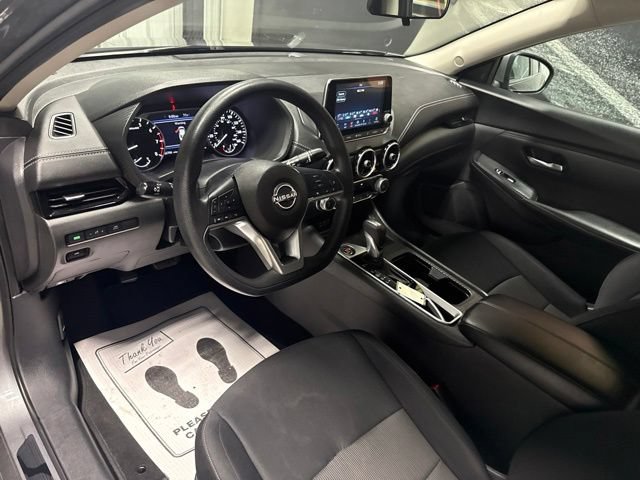 Used 2024 Nissan Sentra SV FWD image 6