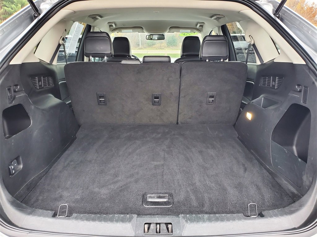 Used 2024 Ford Edge SEL image 28