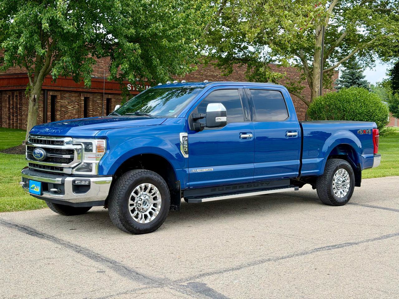 Used 2022 Ford F350 Lariat w/ Lariat Ultimate Package AWD/4WD image 2