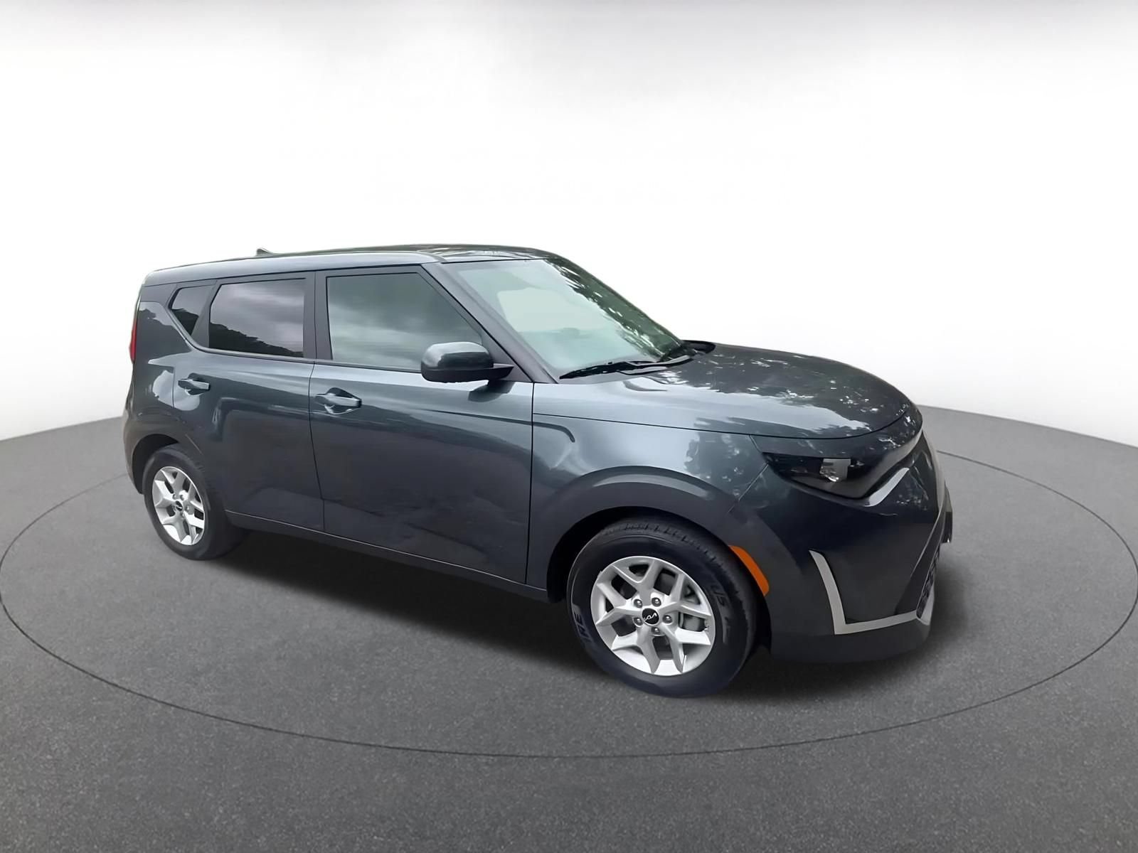 Used 2025 Kia Soul LX w/ LX Technology Package FWD video 2