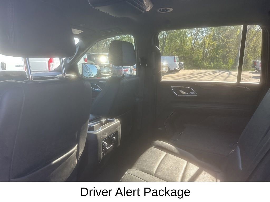 Certified 2022 Chevrolet Suburban RST w/ Sport Performance Package image 12