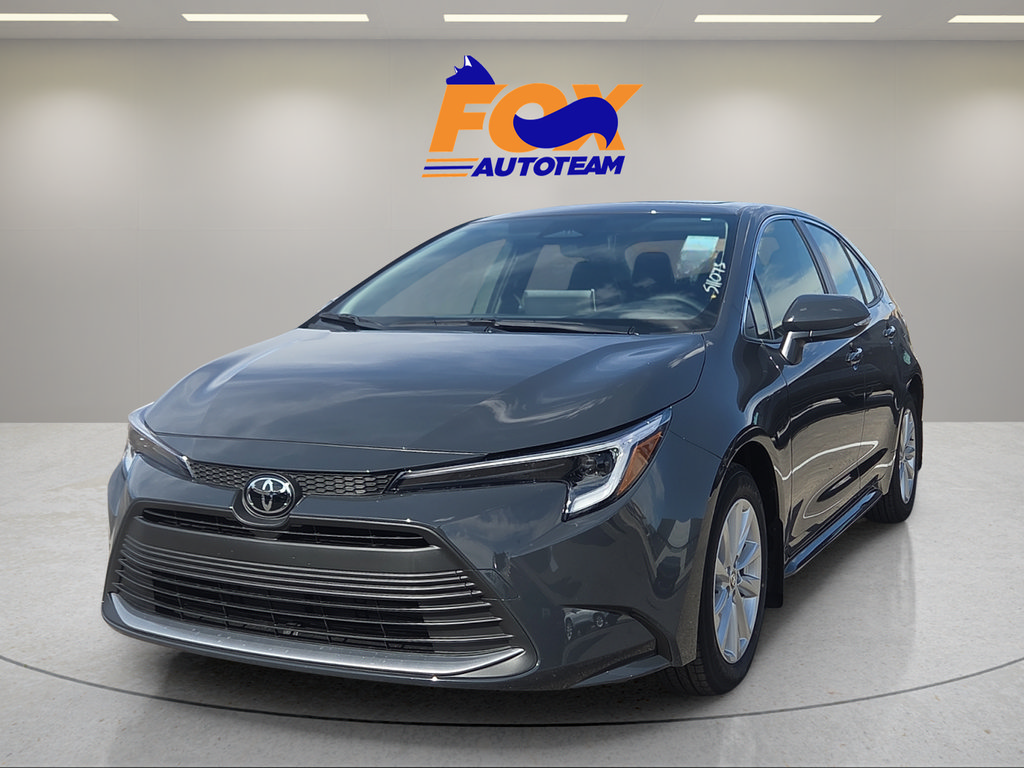 Used 2026 Toyota Corolla XLE FWD image 1