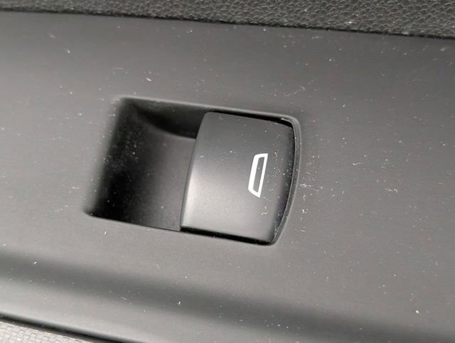 Used 2025 Chevrolet Silverado 1500 W/T image 26