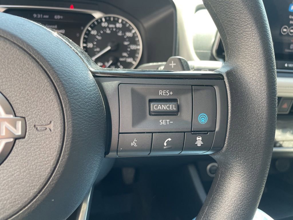 Used 2023 Nissan Rogue SV AWD/4WD image 26