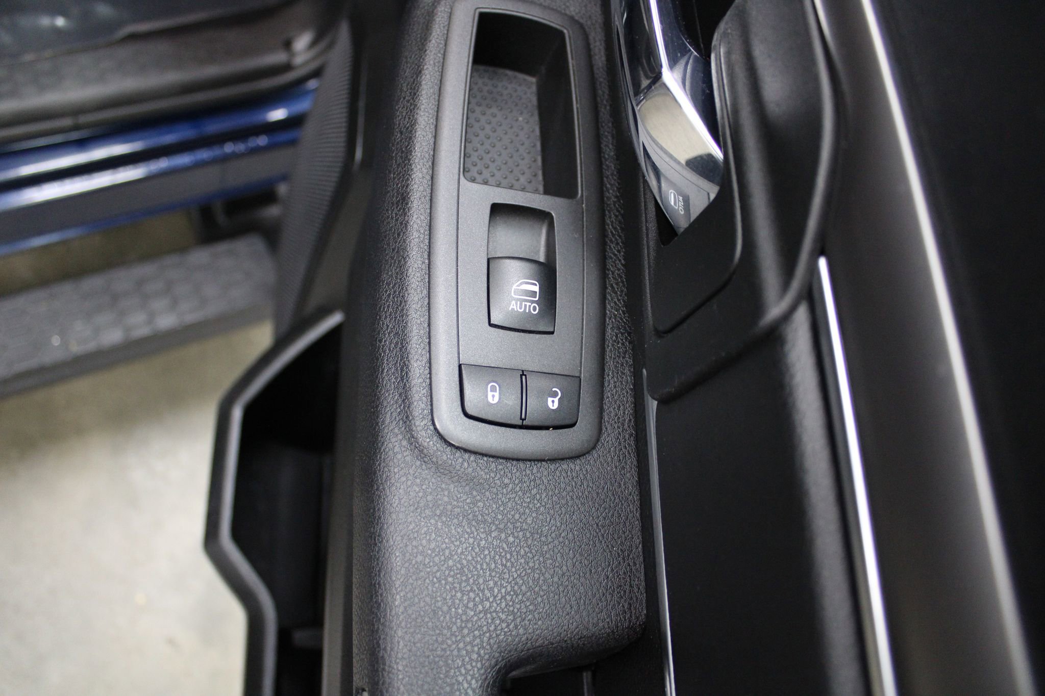 Used 2022 RAM 1500 Classic Warlock image 25