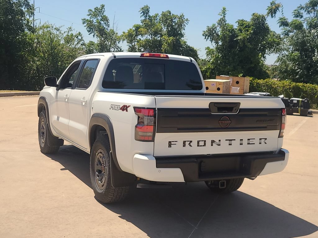 New 2026 Nissan Frontier PRO-4X w/ Tow Package AWD/4WD image 2