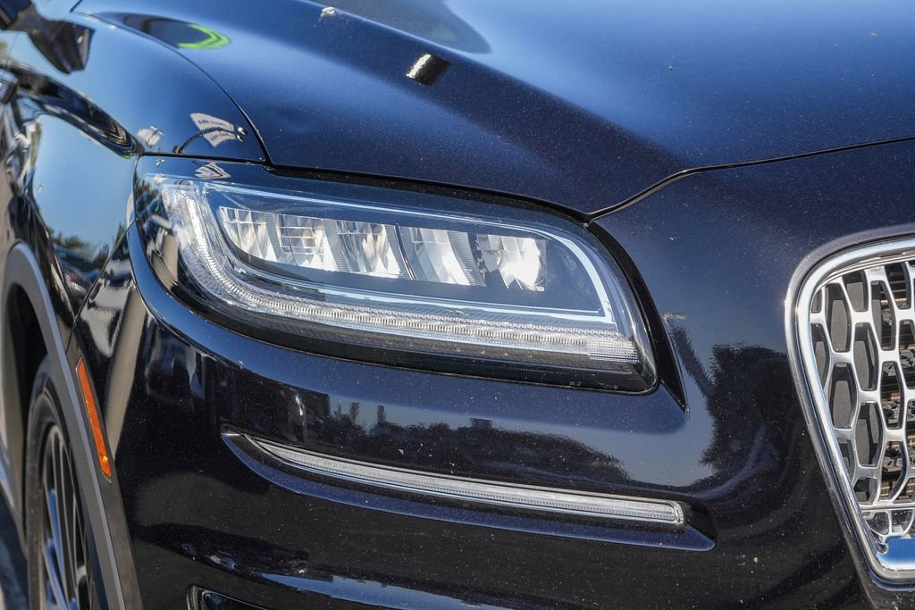 Used 2020 Lincoln Nautilus Reserve w/ Equipment Group 201A AWD/4WD image 4