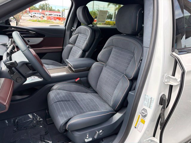 New 2026 Lincoln Nautilus Black Label AWD/4WD image 12