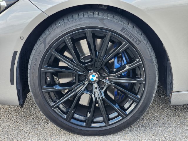Used 2022 BMW 750i xDrive w/ M Sport Package AWD/4WD image 8