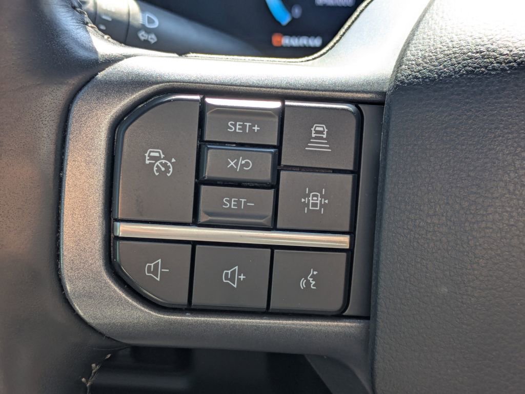 Used 2023 Ford F250 Lariat w/ Lariat Ultimate Package image 29