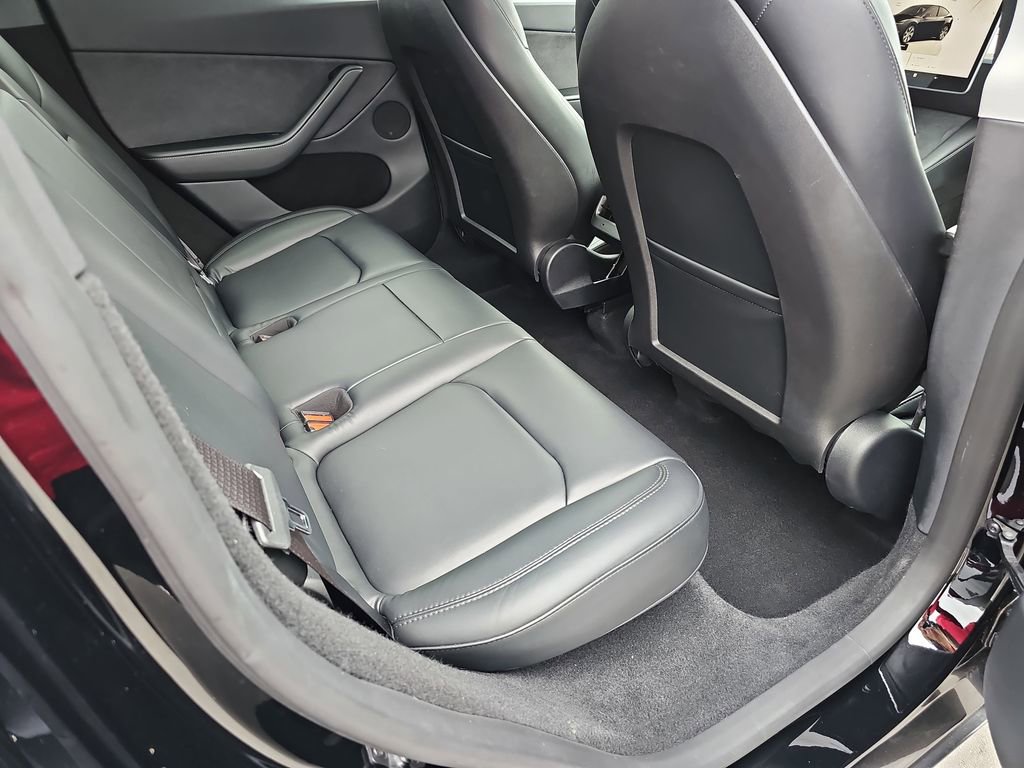 Used 2023 Tesla Model Y Long Range image 14