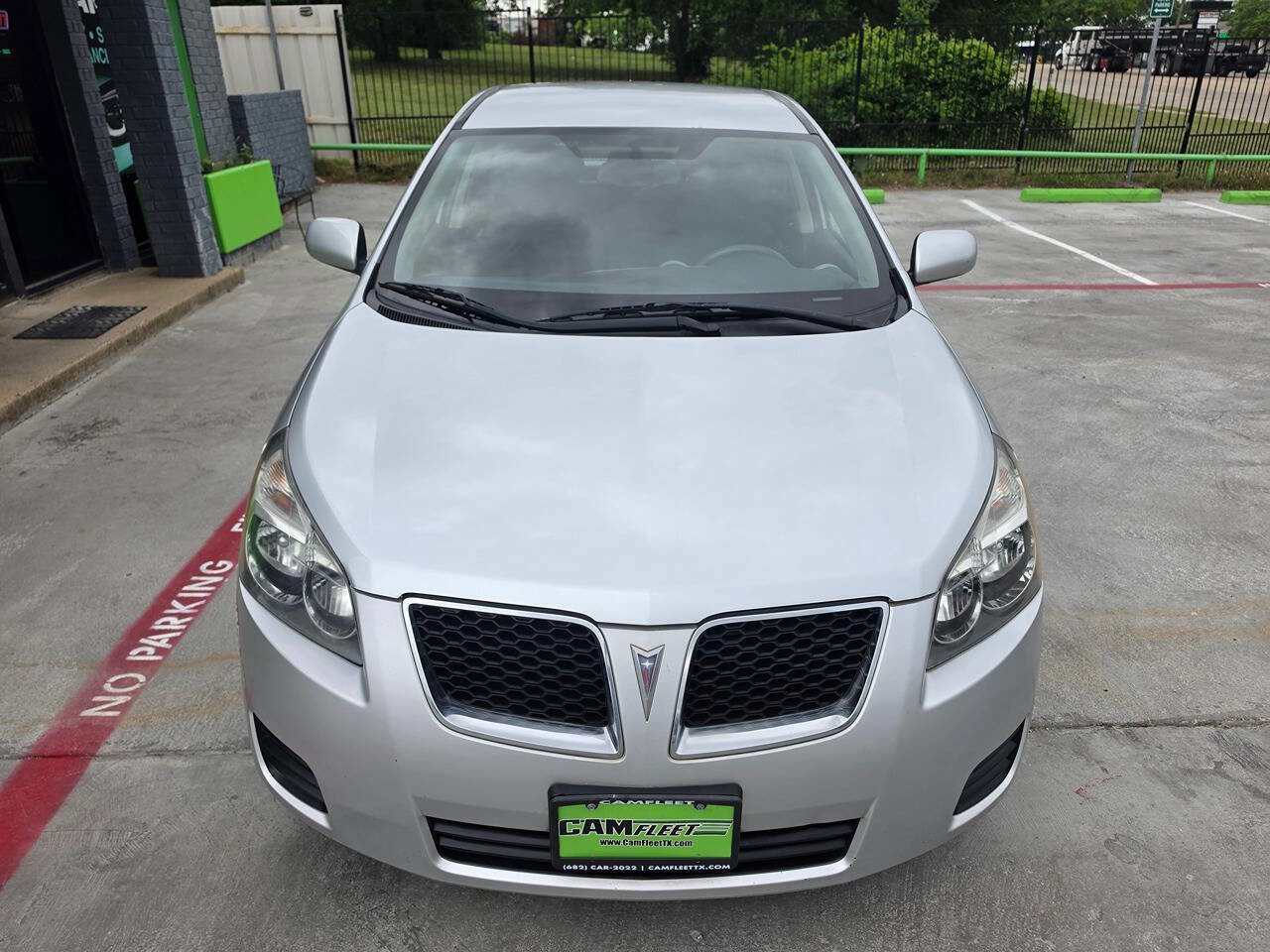 Used 2009 Pontiac Vibe w/ Preferred Package FWD image 6