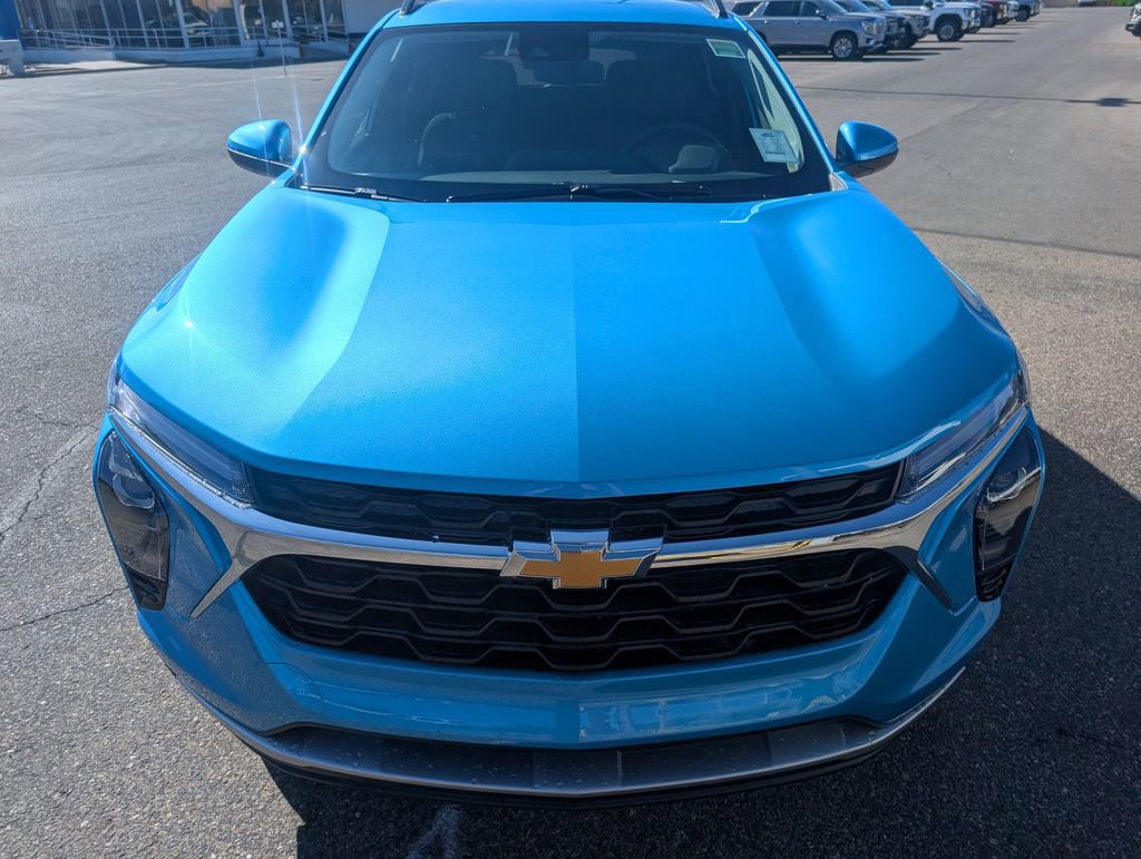 New 2026 Chevrolet Trax LT w/ Driver Confidence Package FWD image 8