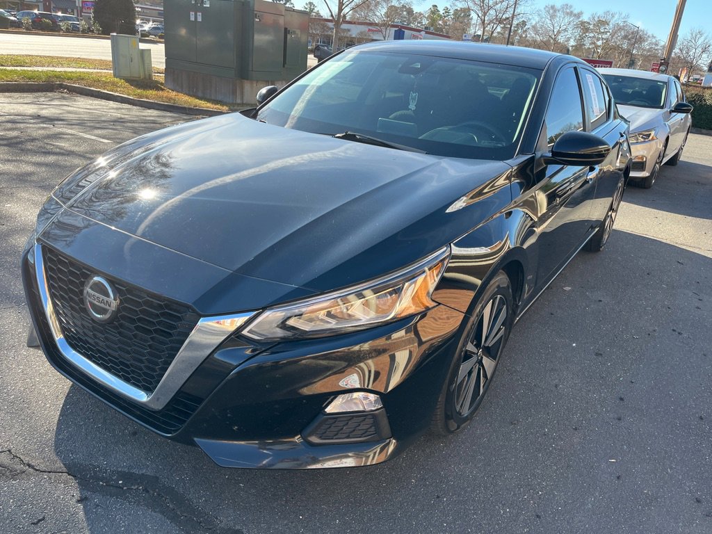 Used 2021 Nissan Altima 2.5 SV