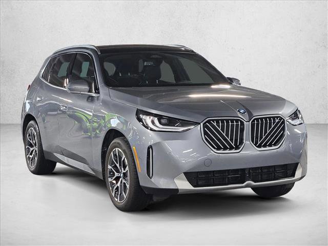 Certified 2025 BMW X3 xDrive30 w/ Premium Package AWD/4WD image 3