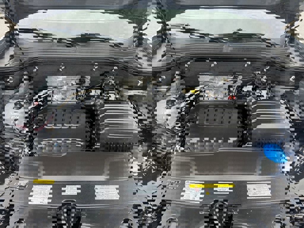 Used 2025 Volkswagen Atlas SEL Premium R-Line image 12