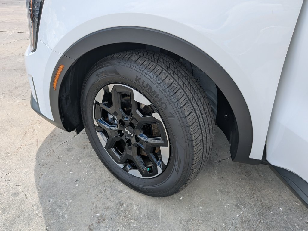 Certified 2026 Kia Sorento S FWD image 37