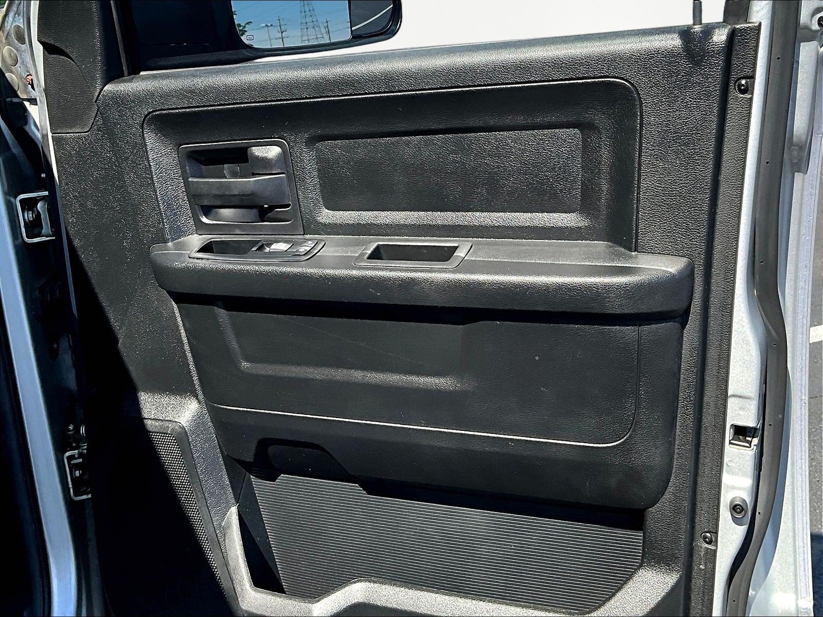 Used 2014 RAM 1500 Tradesman w/ Popular Equipment Group AWD/4WD image 28
