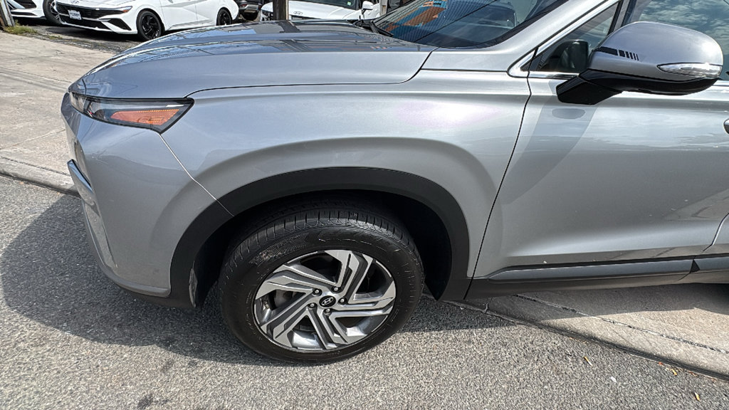 Used 2023 Hyundai Santa Fe SEL AWD/4WD image 9