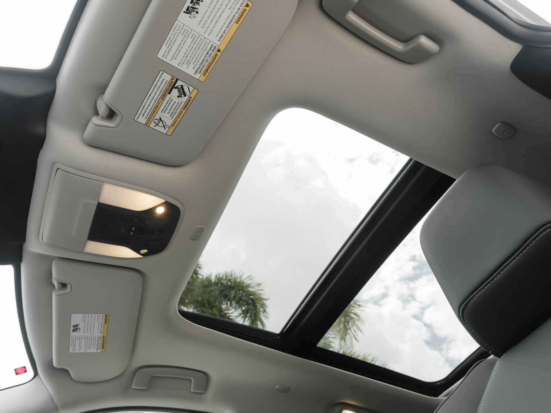 Certified 2026 INFINITI QX60 Luxe w/ Cargo Package FWD image 20