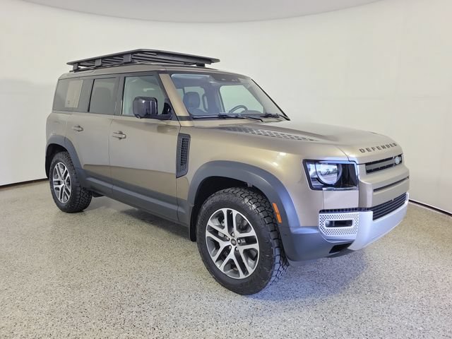 Used 2020 Land Rover Defender 110 SE AWD/4WD image 4