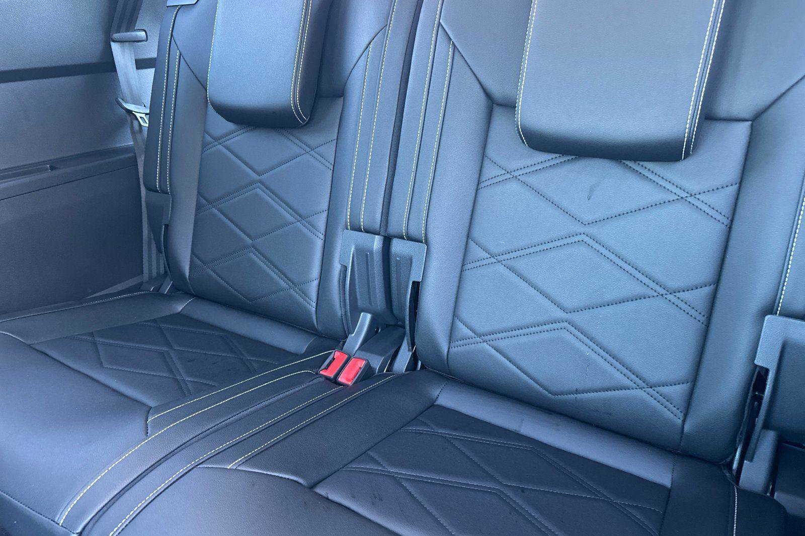 New 2026 Volkswagen Atlas SE FWD image 14