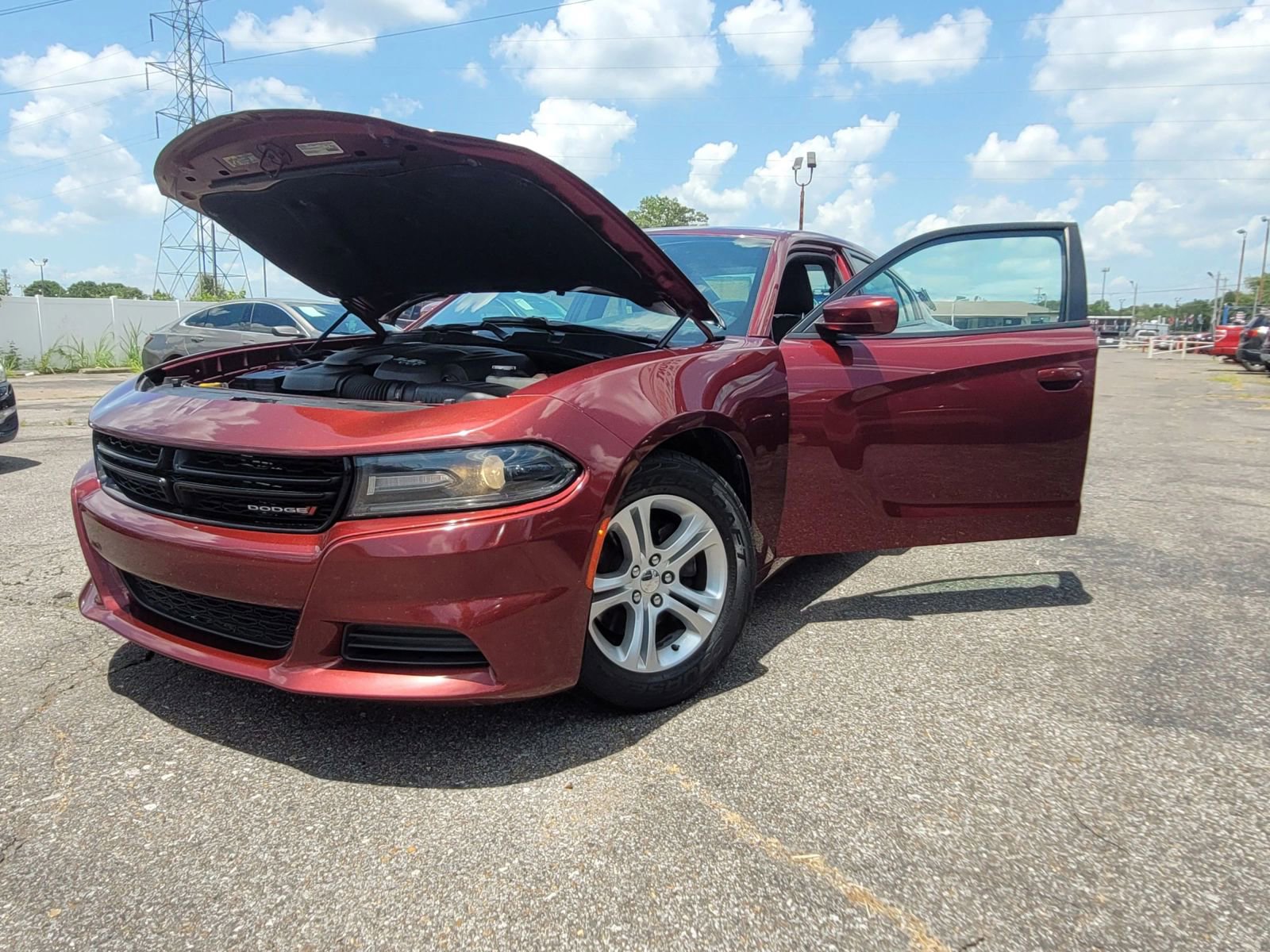 Used 2019 Dodge Charger SXT RWD image 12