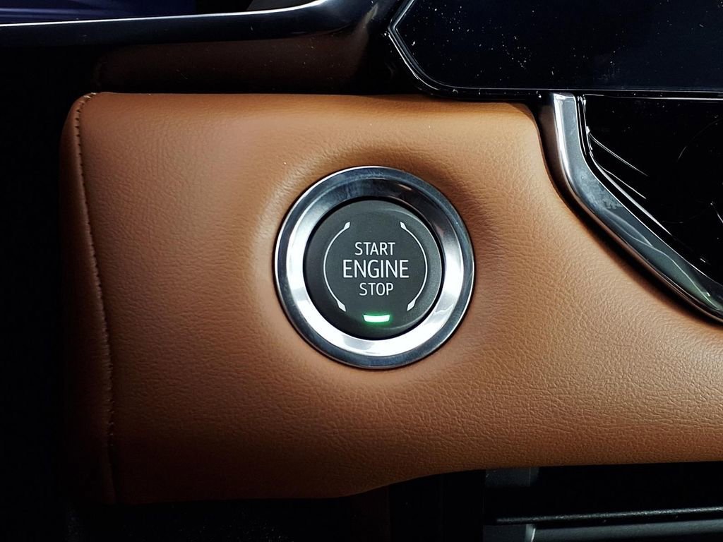 New 2026 GMC Canyon AT4 AWD/4WD image 18