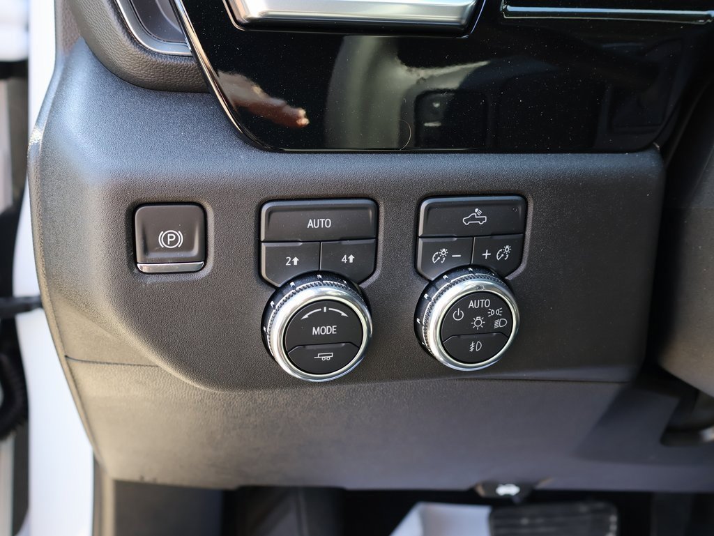 New 2026 GMC Sierra 1500 Elevation image 12