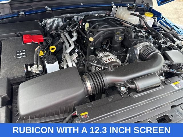 Used 2024 Jeep Gladiator Rubicon w/ Convenience Group AWD/4WD image 31