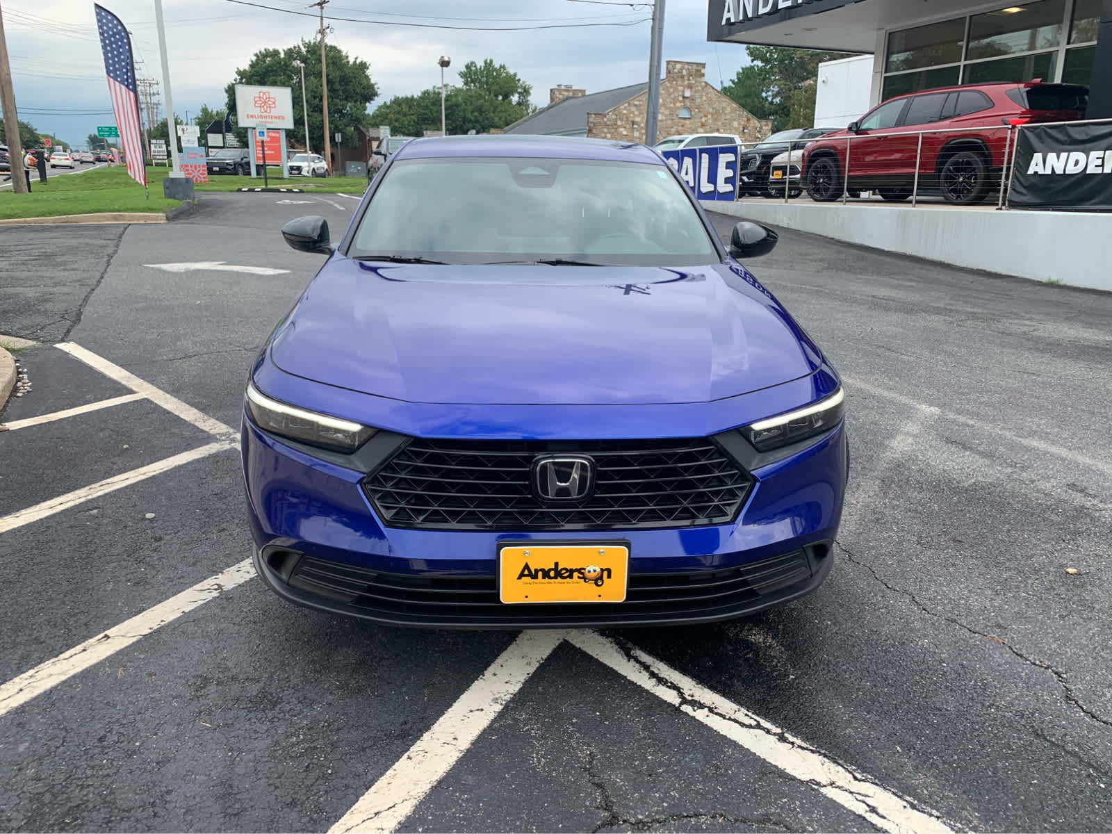 Used 2023 Honda Accord Sport image 2