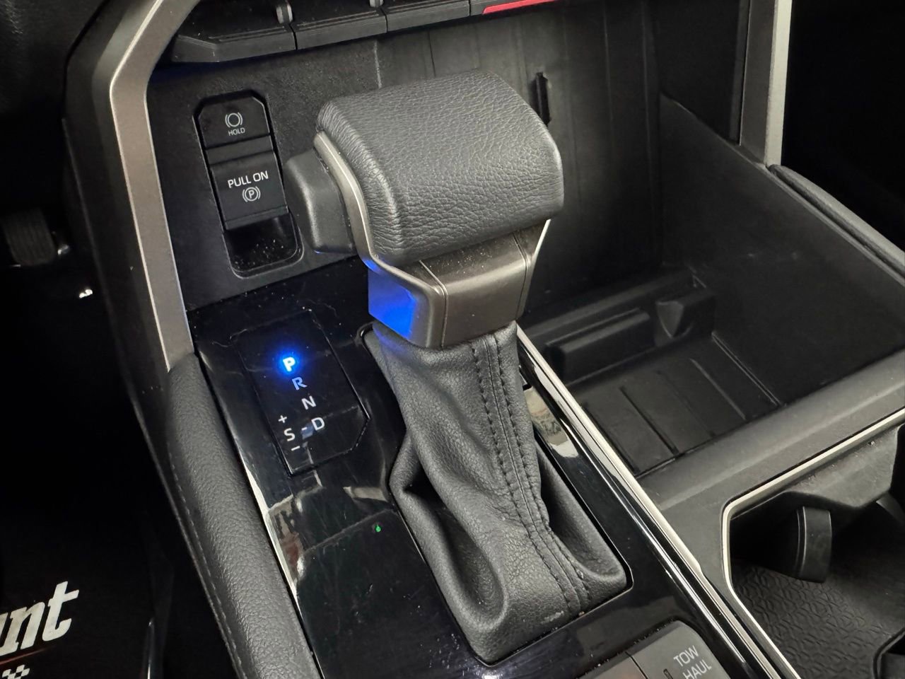 Used 2025 Toyota Tundra Limited image 18