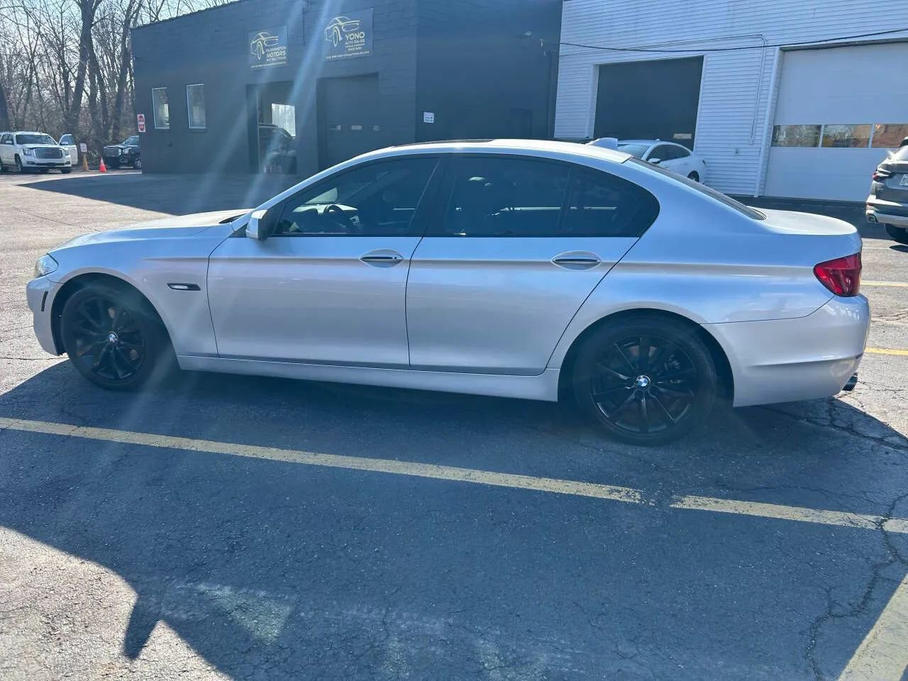 Used 2013 BMW 528i xDrive Sedan AWD/4WD image 11