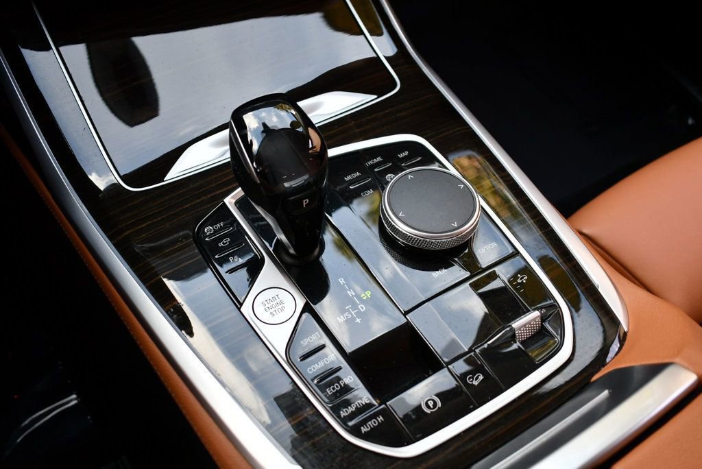 Used 2021 BMW X7 xDrive40i w/ Premium Package 2 image 59