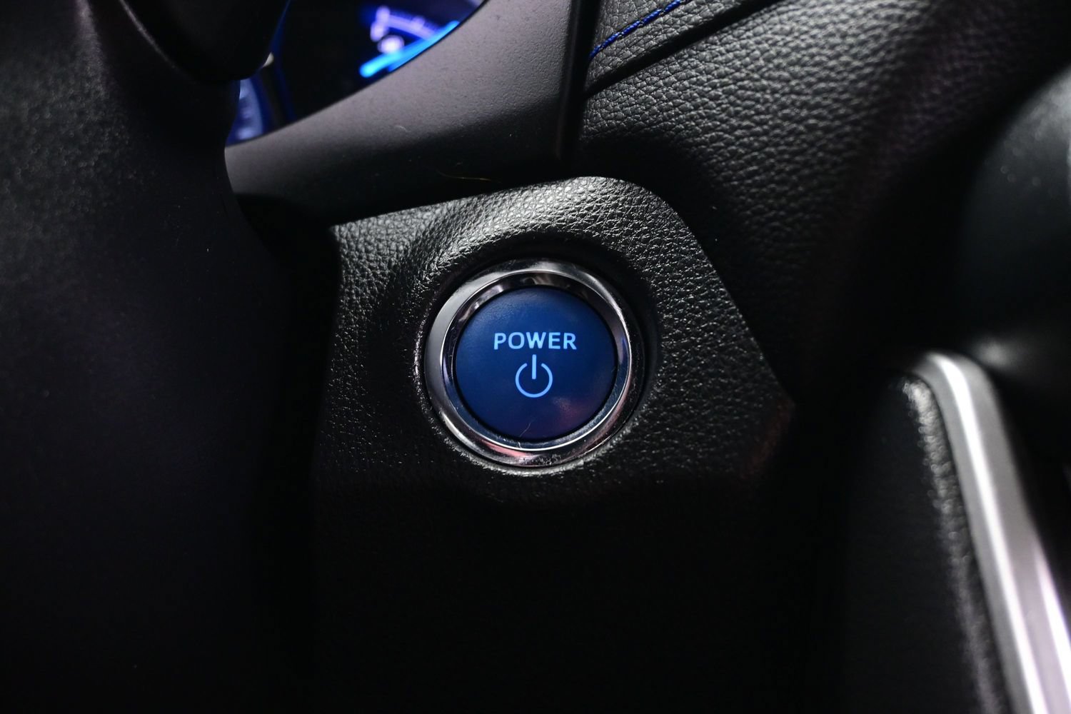 Used 2020 Toyota RAV4 XSE w/ XSE Grade Weather Package AWD/4WD image 23