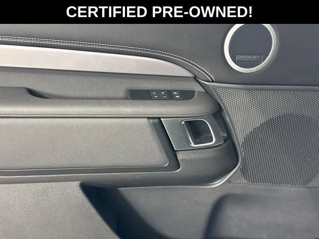 Certified 2025 Land Rover Discovery Dynamic SE AWD/4WD image 12