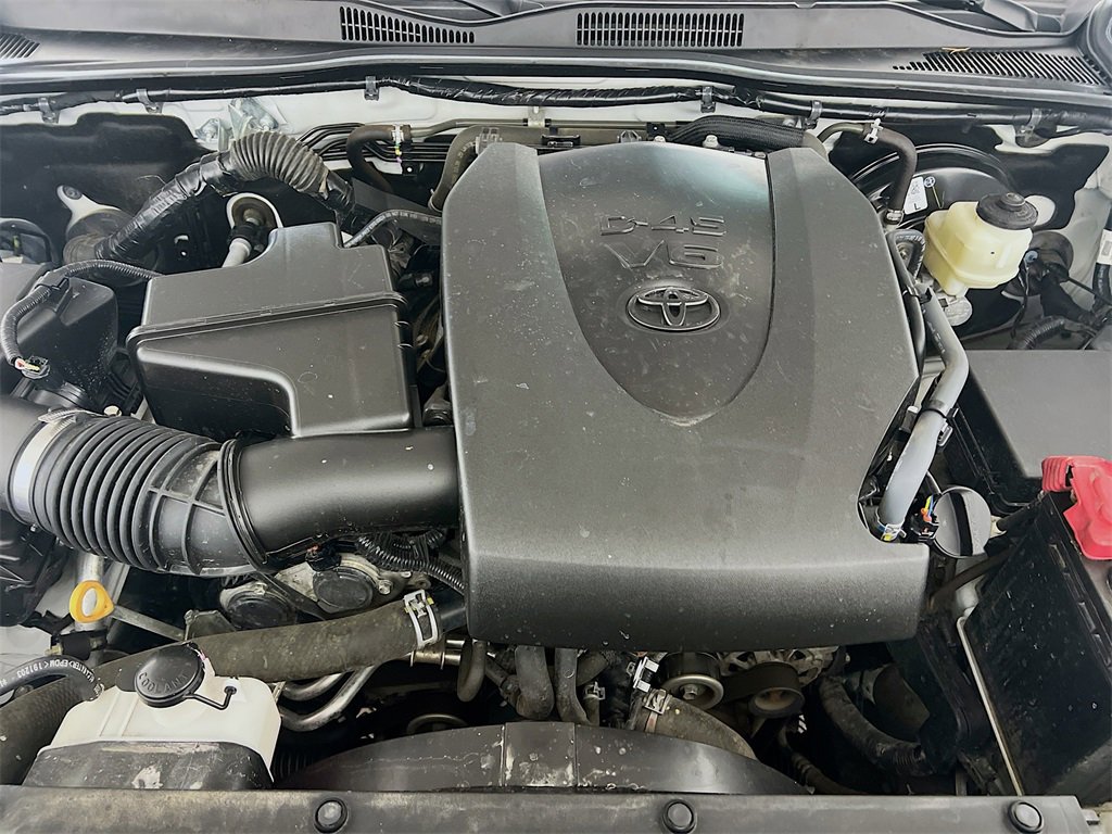 Certified 2021 Toyota Tacoma SR5 image 27