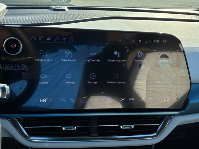 New 2026 Chevrolet Equinox EV LT w/ Convenience Package II image 25