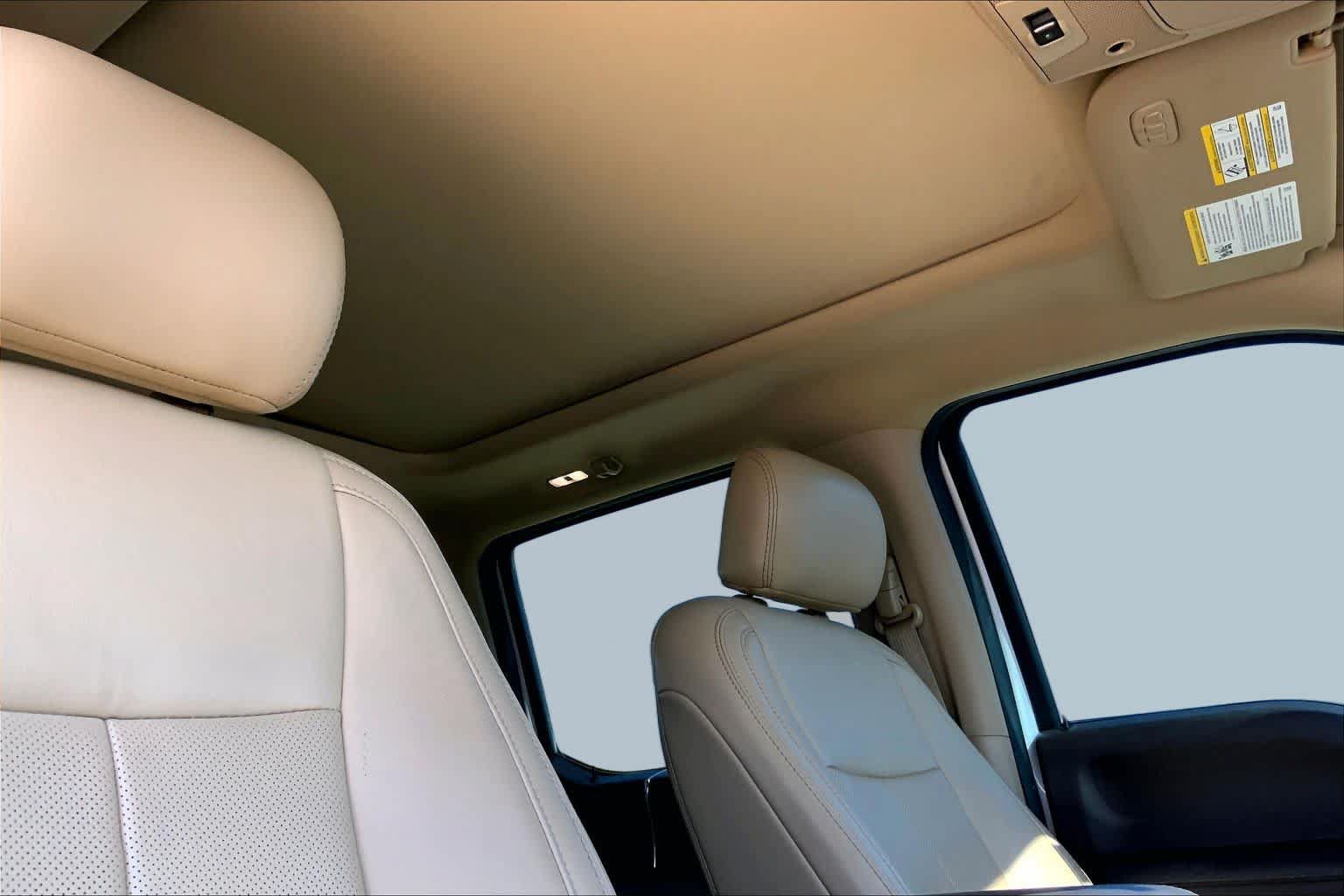 Used 2019 Ford F150 Lariat w/ Equipment Group 502A Luxury AWD/4WD image 14