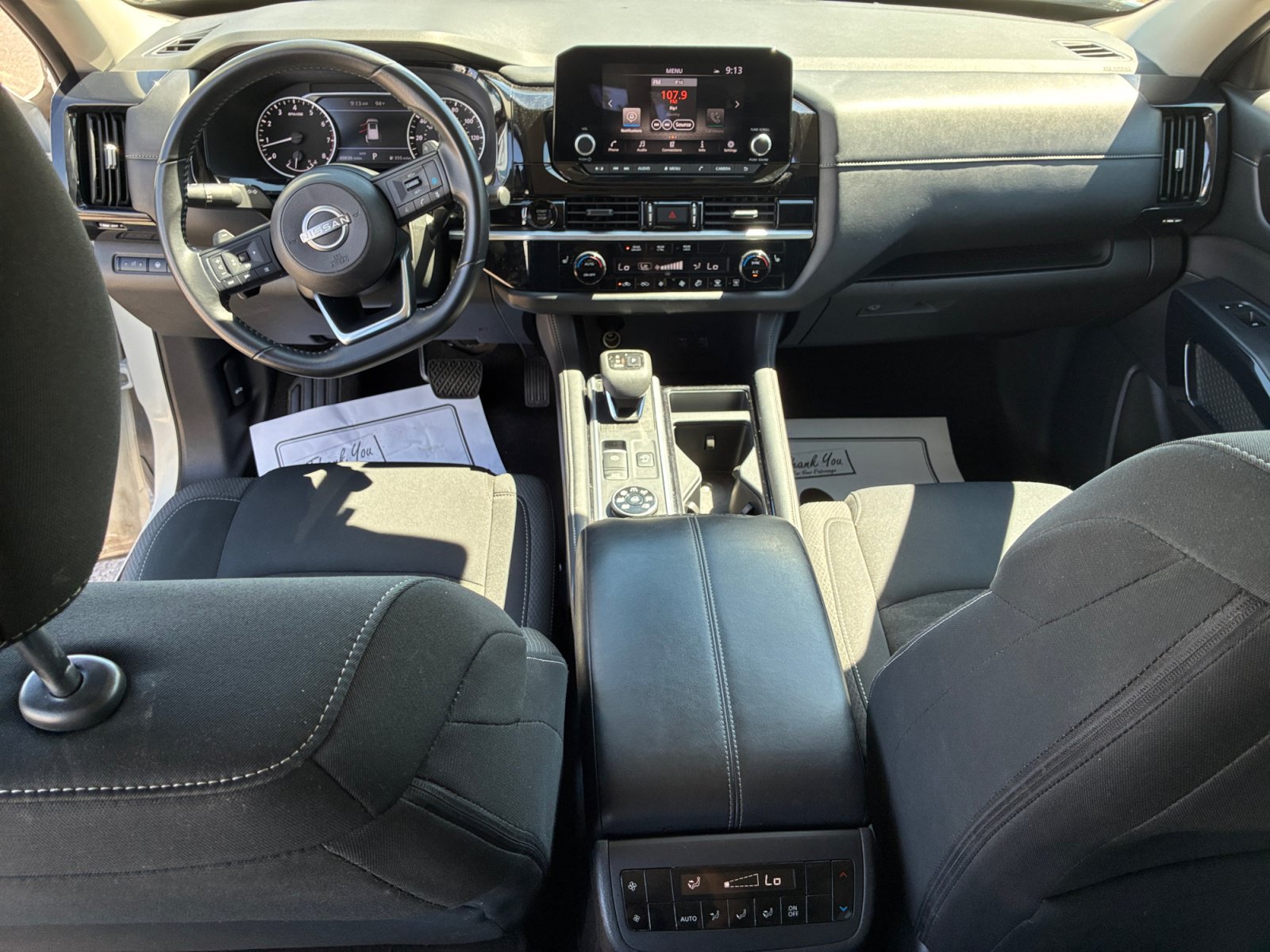Used 2025 Nissan Pathfinder SV AWD/4WD image 13