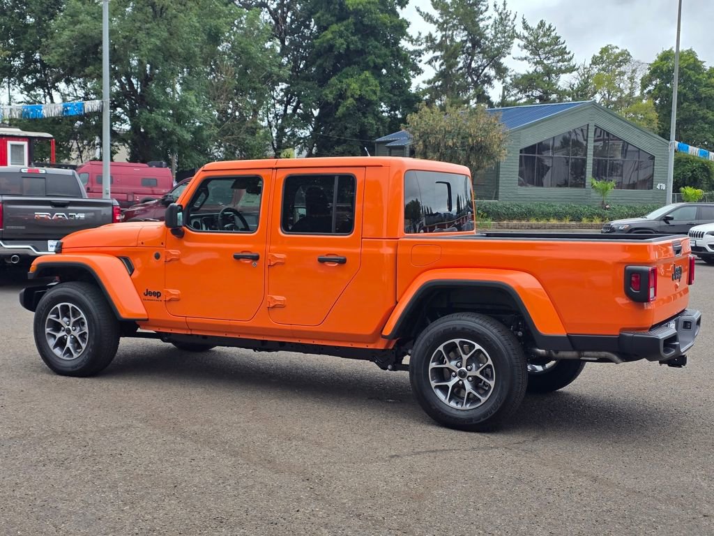 New 2025 Jeep Gladiator Sport AWD/4WD image 30
