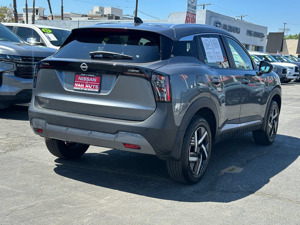 Used 2026 Nissan Kicks SV FWD image 7