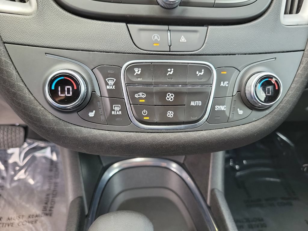 Used 2023 Chevrolet Malibu LT FWD image 26