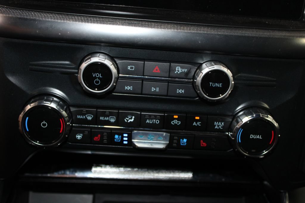 Used 2025 Ford F150 Raptor AWD/4WD image 32