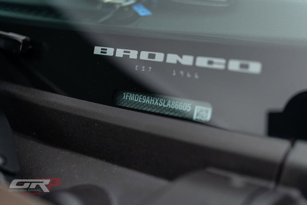 Used 2025 Ford Bronco Badlands image 14